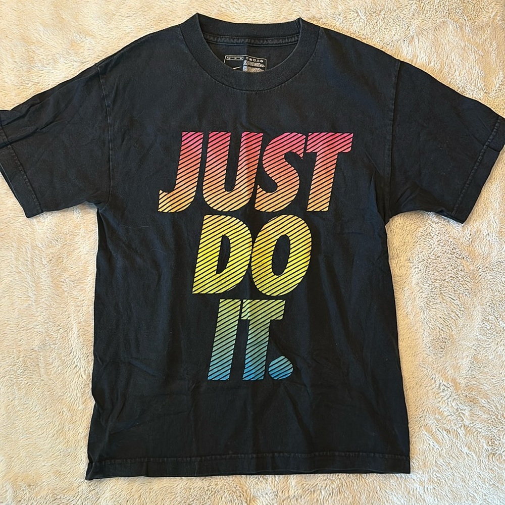 Nike t-shirt